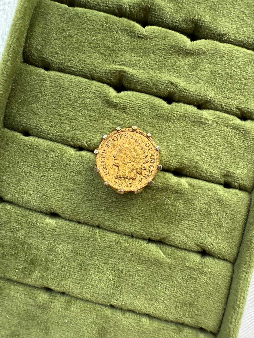 Gold Vintage Coin Ring Size 7.25