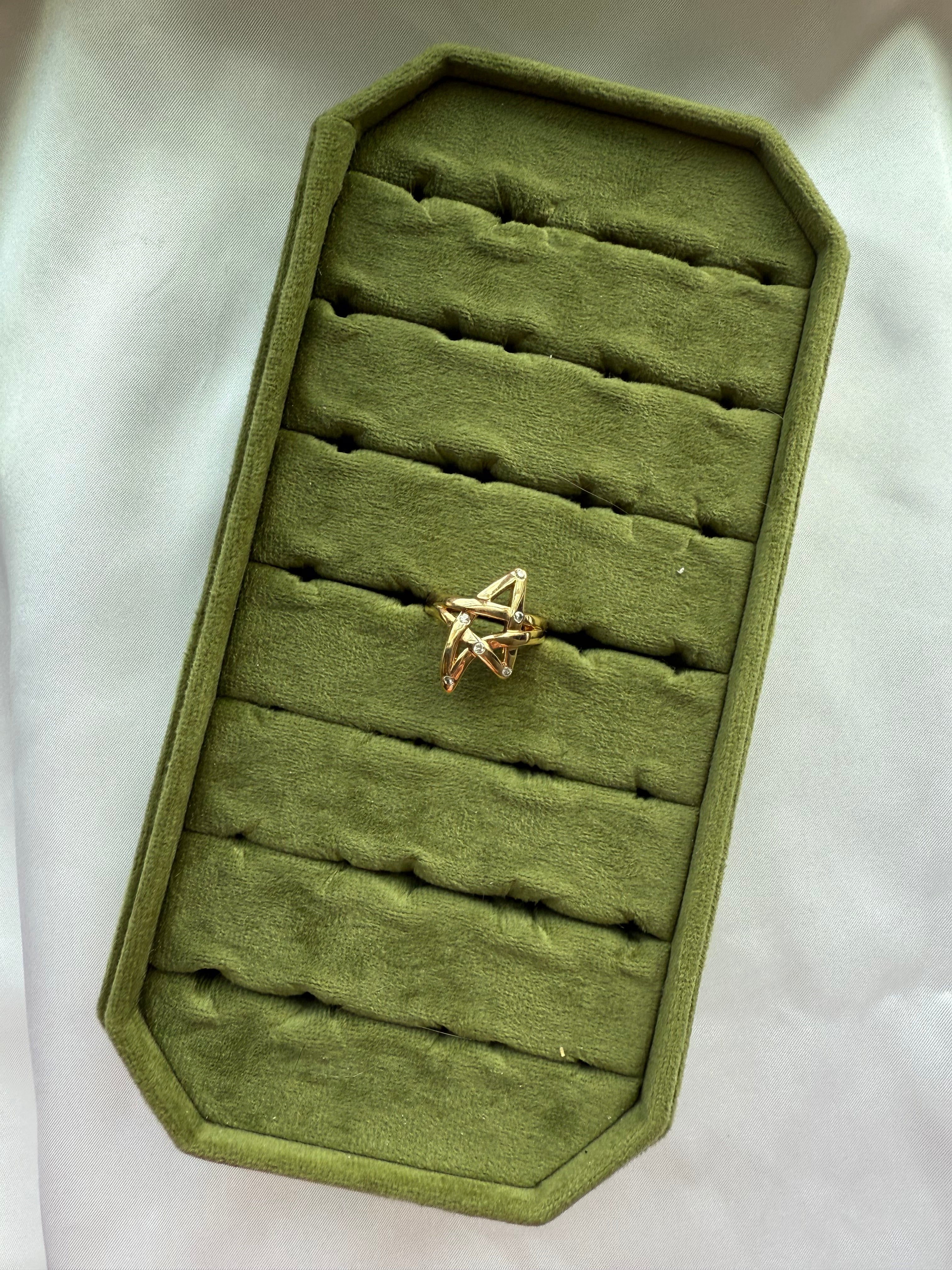 Gold CZ Star Ring Size 8.75