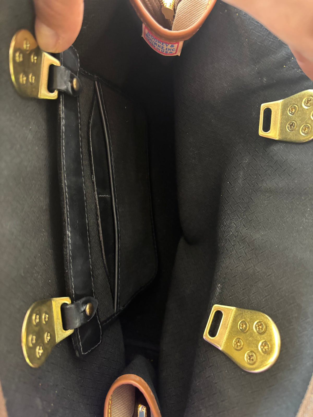 Dooney & Bourke
