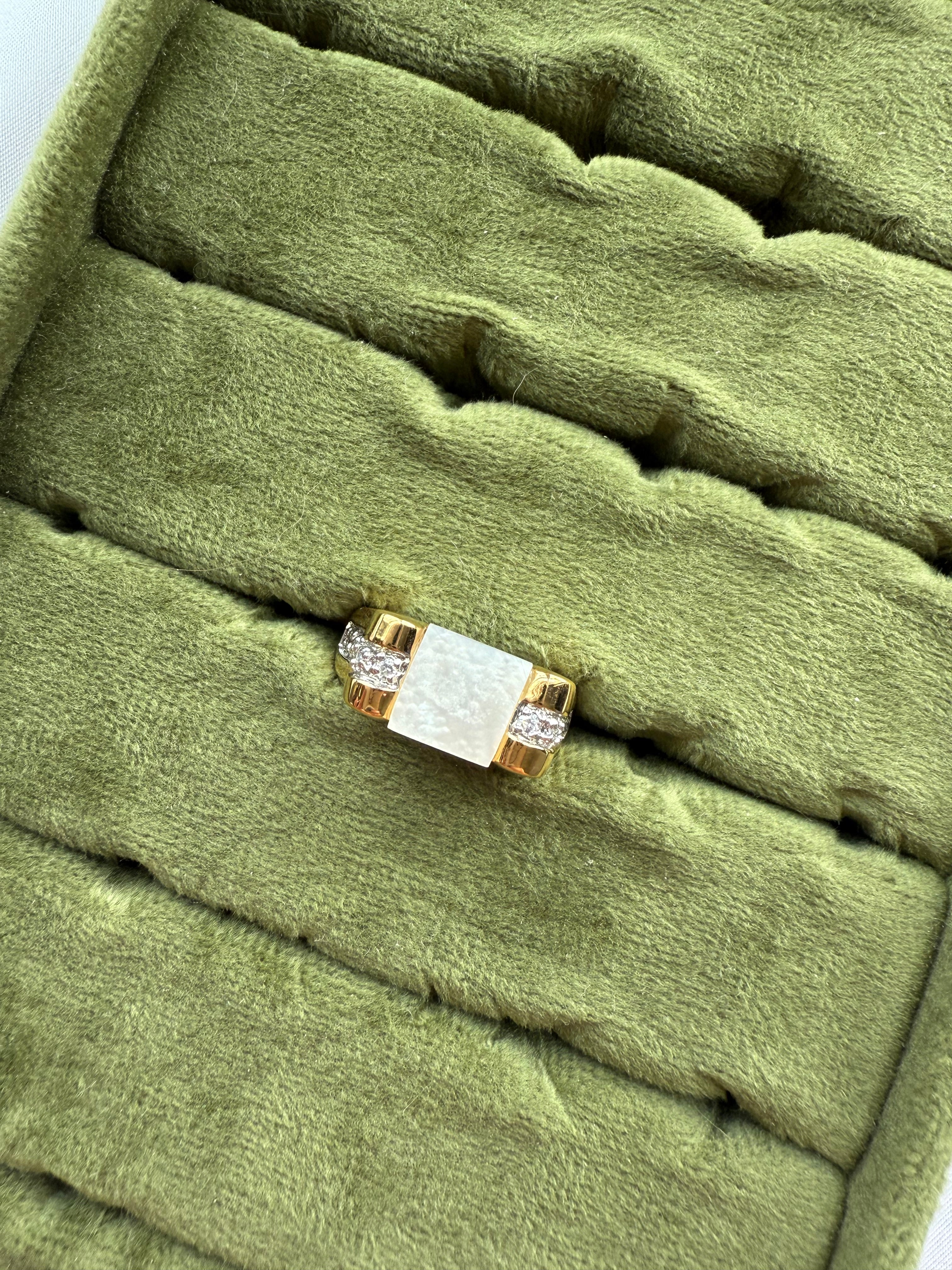 Gold Quartz Bar Ring Size 6.25