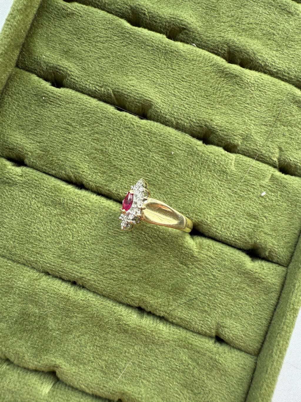 10k Yellow Gold Pink Sapphire and Diamond Ring Size 6