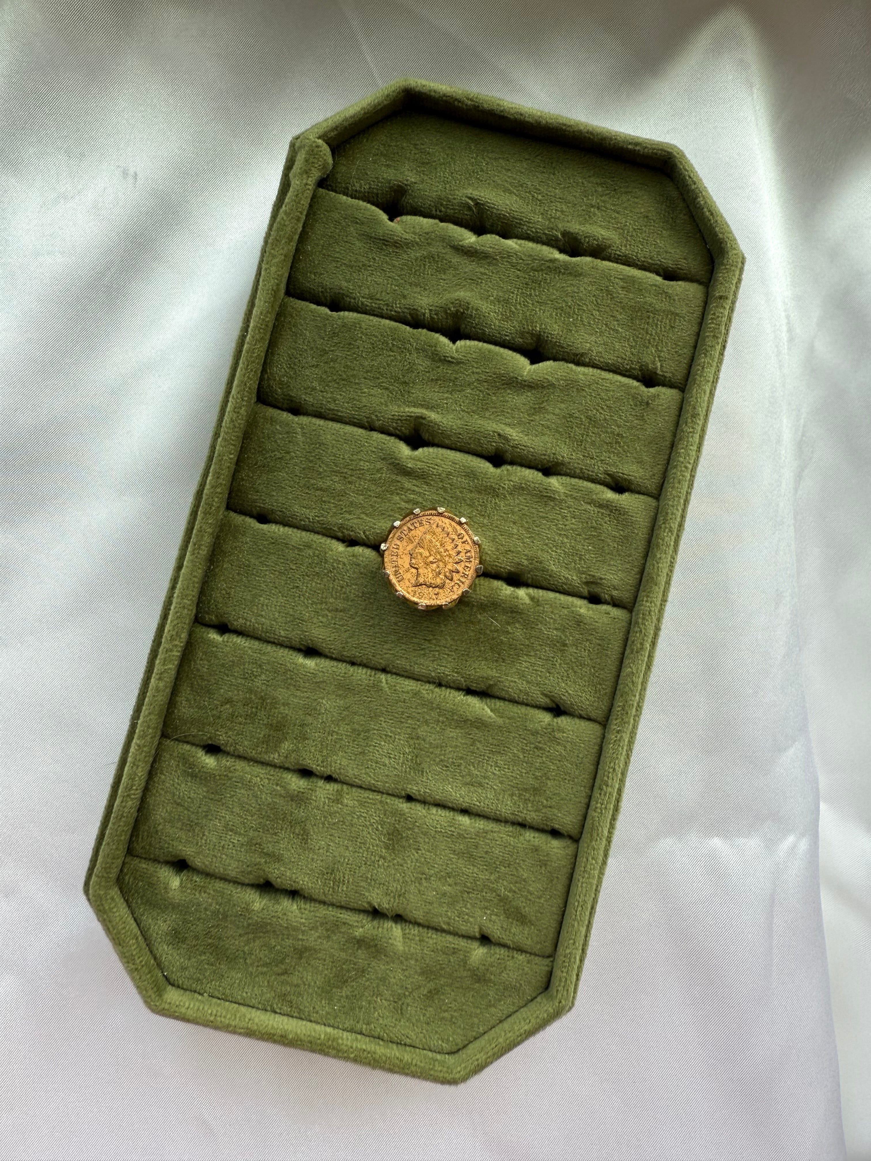 Gold Vintage Coin Ring Size 7.25